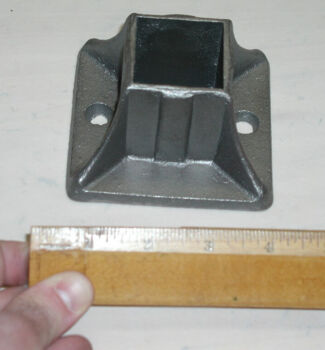 This is the floor socket or "shoe" that IWP uses for 200HD panels.